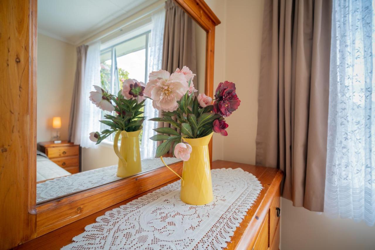 Rustlein Cottage - Te Anau Holiday Home Экстерьер фото